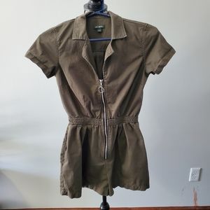 Olive green shorts jumper